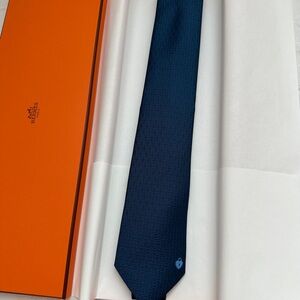 Hermes La Clef du Bonheur tie